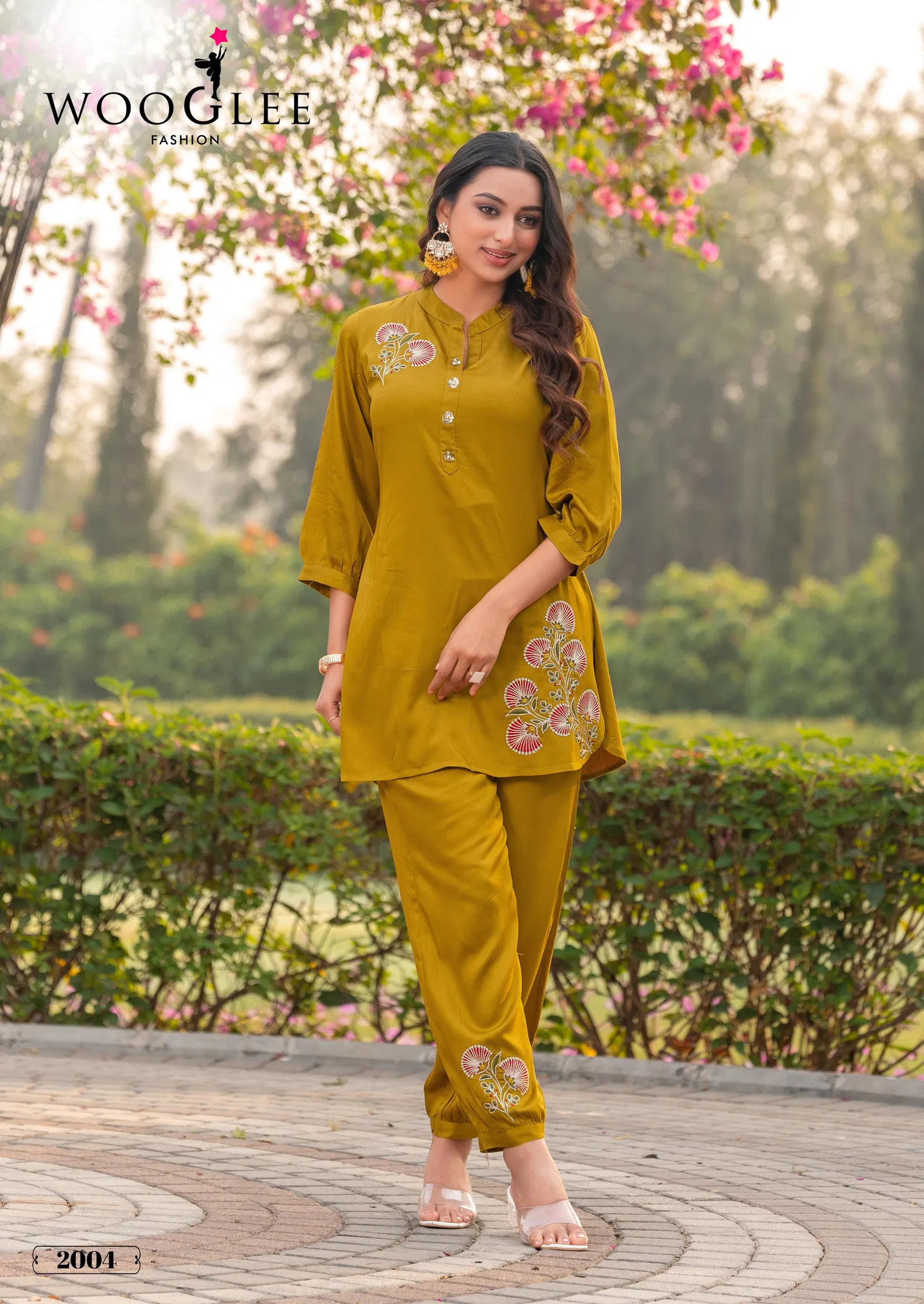 Rich Look By Wooglee Viscose Satin Fancy Western Cord Set Suppliers In India